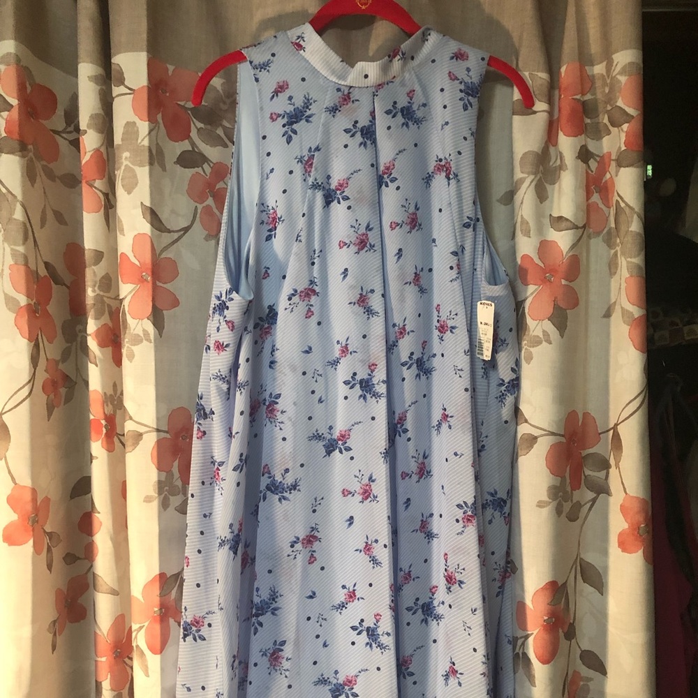 Elle size XXL blue floral flowy dress.